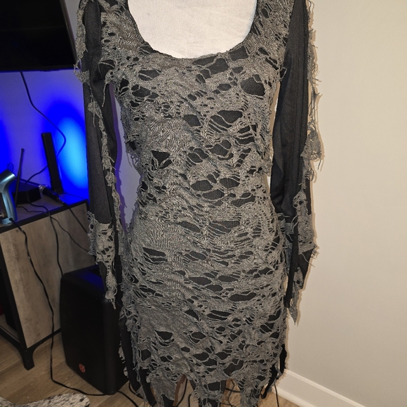 Zombie Halloween Costume - Picture 2 of 3